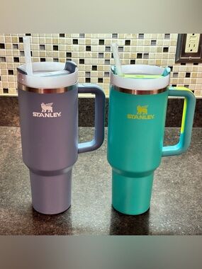 Stanley Flowstate Quencher 40oz Tumbler - Lot of 2 Blue & Teal GUC